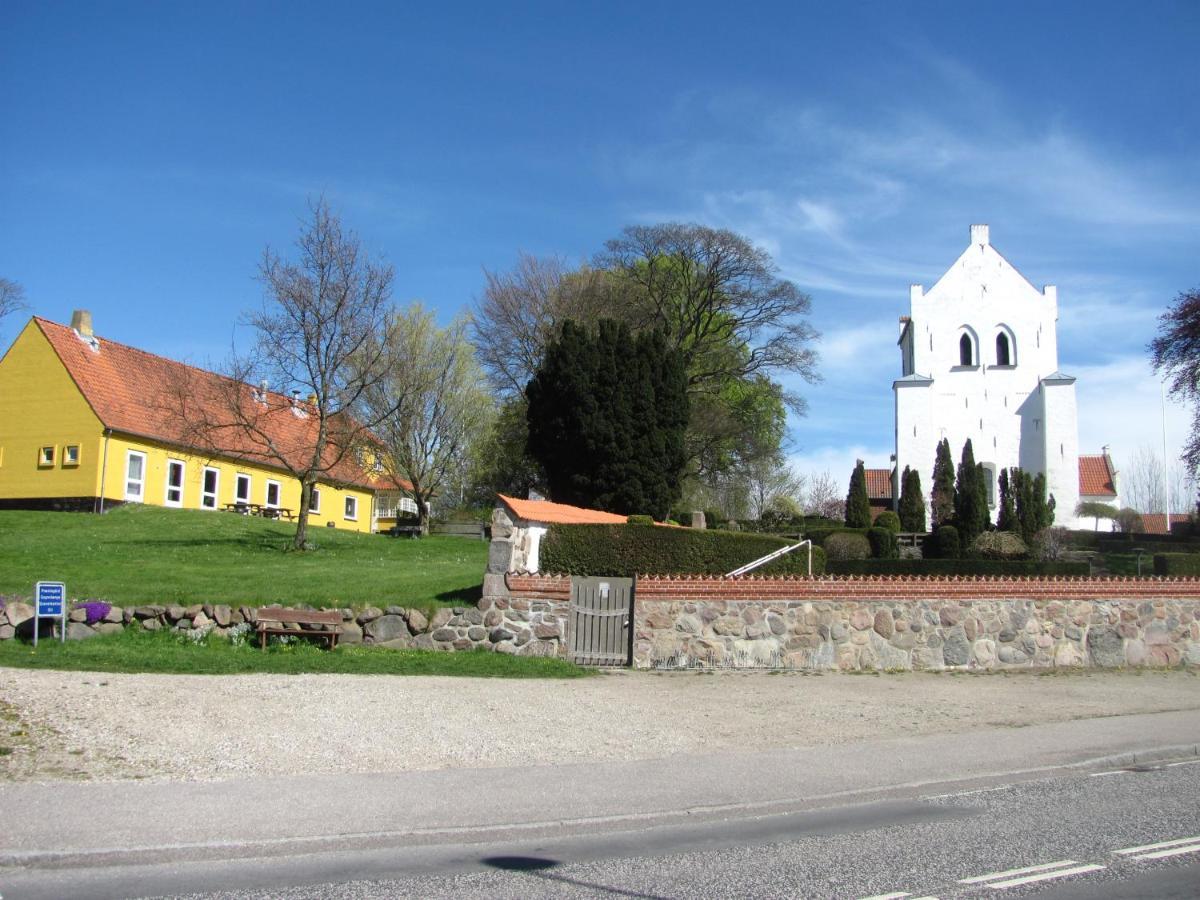 Tisvildehegn Bandb Helsinge Buitenkant foto